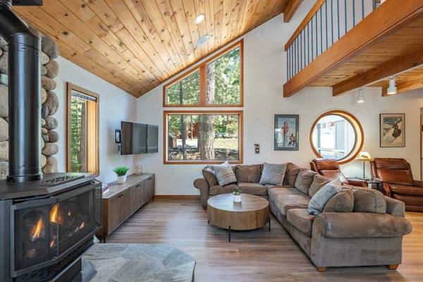 11917 Sitzmark Way, Truckee, CA 96161