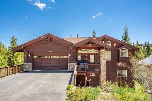 15645 Skislope Way, Truckee, CA 96161