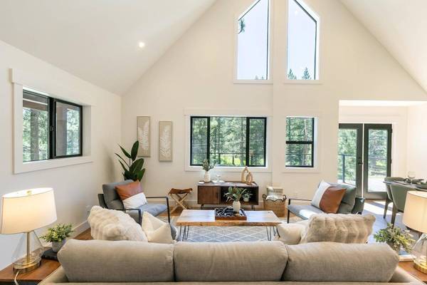 15540 Alder Creek Road, Truckee, CA 96161