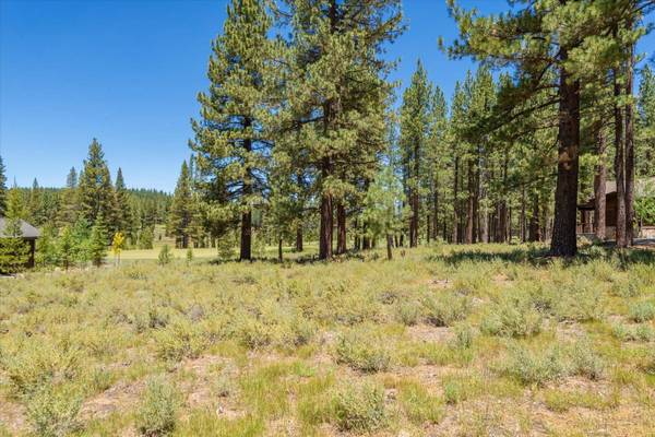 11470 Henness Road, Truckee, CA 96161