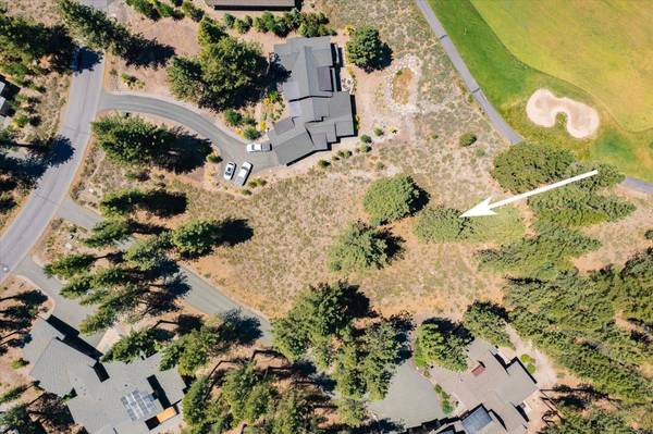 11470 Henness Road, Truckee, CA 96161