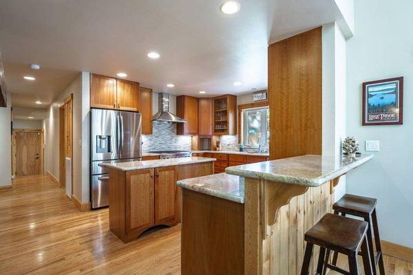 13232 Falcon Point Place, Truckee, CA 96161