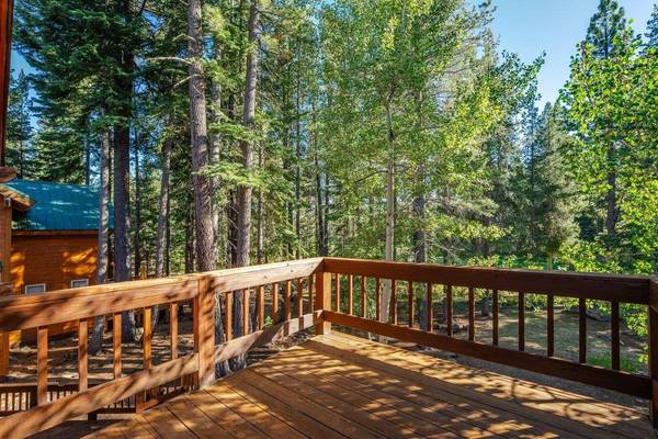 13050 Skiview Loop, Truckee, CA 96161
