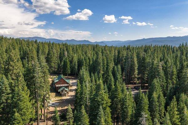 12605 Brookstone Drive, Truckee, CA 96161