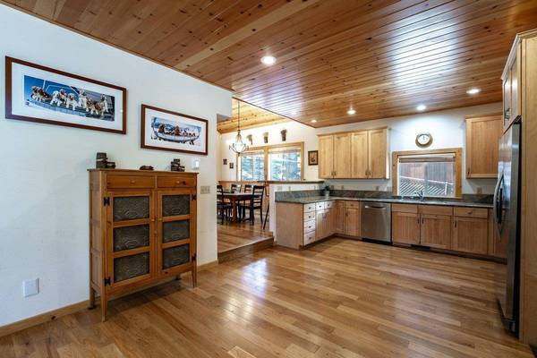14737 Copenhagen Drive, Truckee, CA 96161