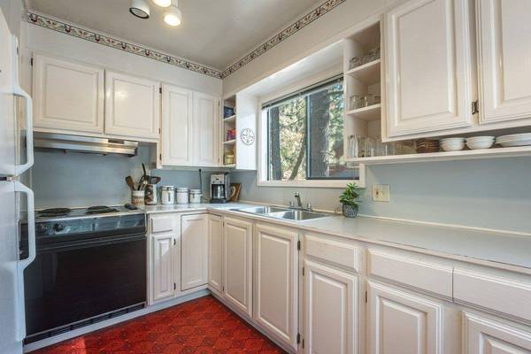 15214 Donner Pass Road, Truckee, CA 96161