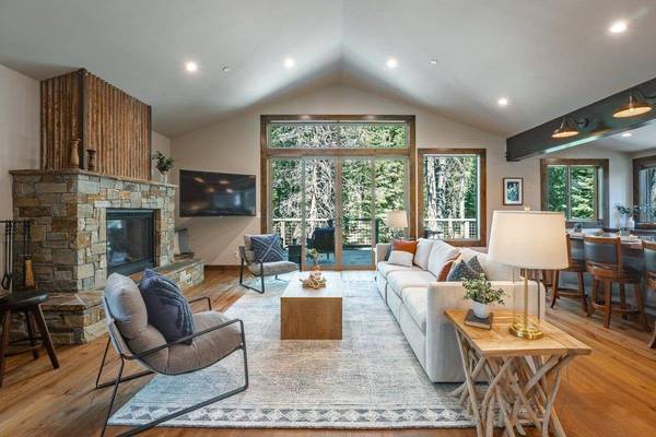 11115 Mougle Lane, Truckee, CA 96161