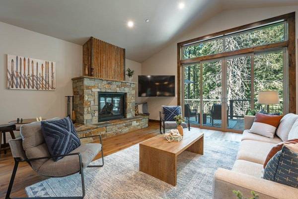 11115 Mougle Lane, Truckee, CA 96161