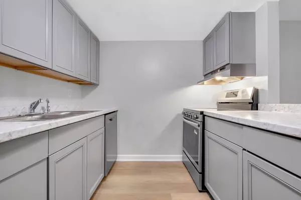 1986 Portland Avenue, Tallahassee, FL 32303