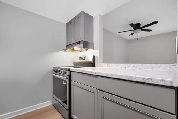 1986 Portland Avenue, Tallahassee, FL 32303