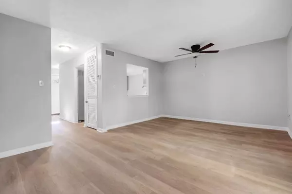 1986 Portland Avenue, Tallahassee, FL 32303