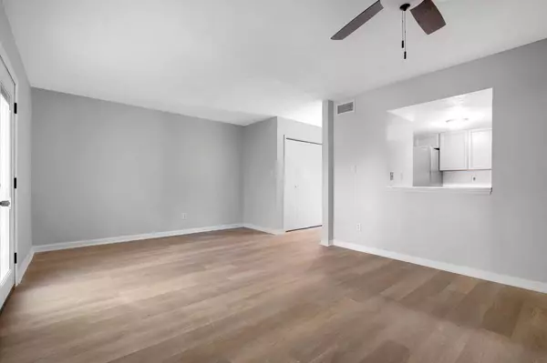 1986 Portland Avenue, Tallahassee, FL 32303