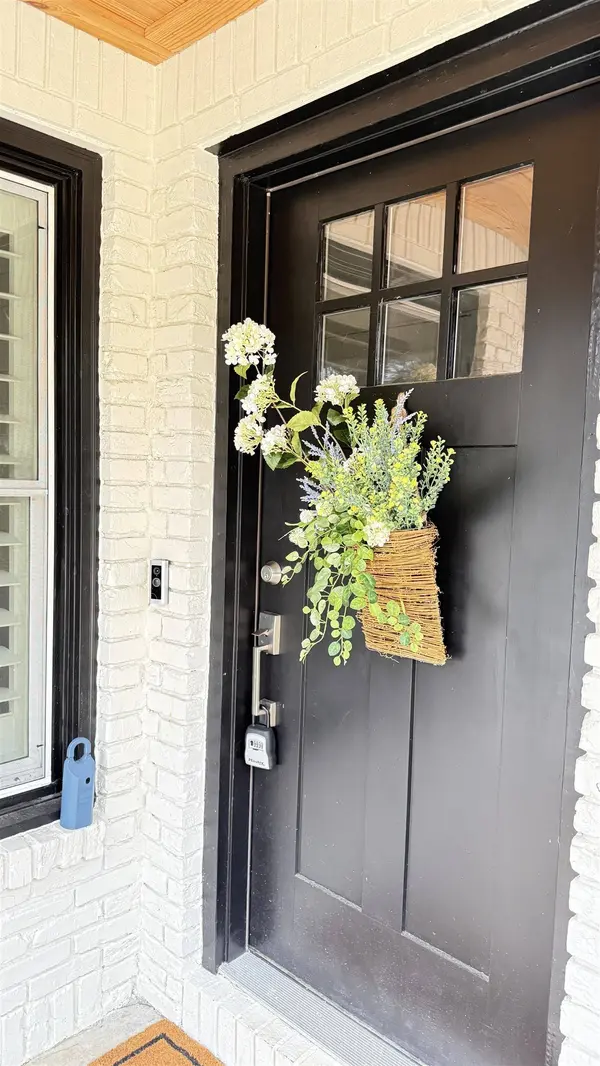 2243 Trescott Drive, Tallahassee, FL 32308-0927