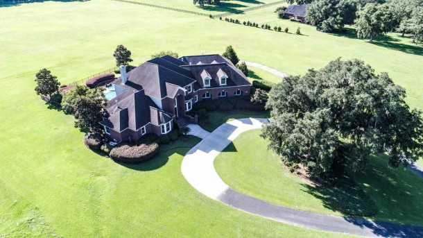 LUXURY HOMES FOR SALE IN TALLAHASSEE SURREY FARMS NEIGHBORHOOD