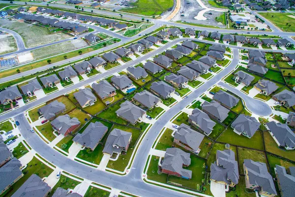The 5 Top Home Buyer Turn-Offs of 2018,Debbie Kirkland
