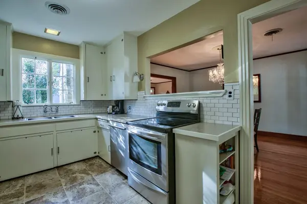 Open House at 831 Washington Street Tallahassee FL,Debbie Kirkland