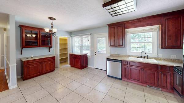 1014 Morningside Dr, Bainbridge, GA 39819