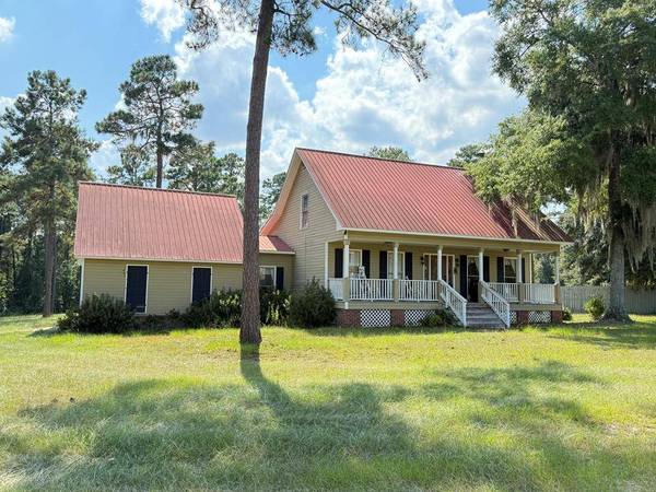 800 WESTSHORE DR, Ochlocknee, GA 31773