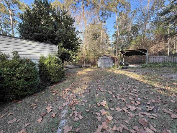833 Sir Richard Road, Tallahassee, FL 32310
