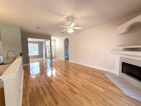 8312 Innsbrook Drive, Tallahassee, FL 32312