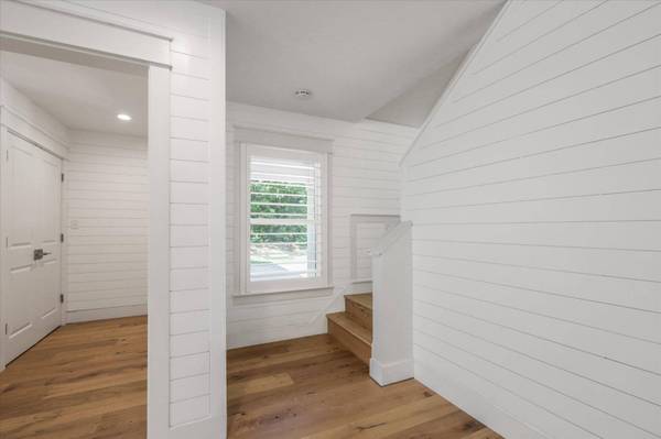 2243 Trescott Drive, Tallahassee, FL 32308-0927