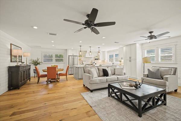 2243 Trescott Drive, Tallahassee, FL 32308-0927