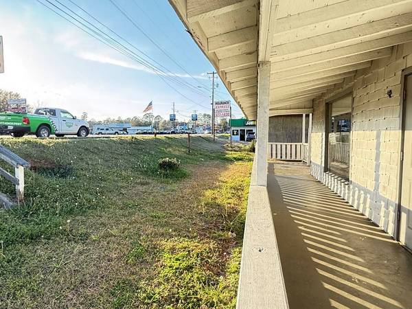 313 E Hwy 84, Cairo, GA 39828