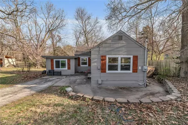 1001 NE 88th ST, Kansas City, MO 64155