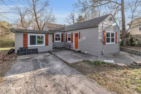 1001 NE 88th ST, Kansas City, MO 64155