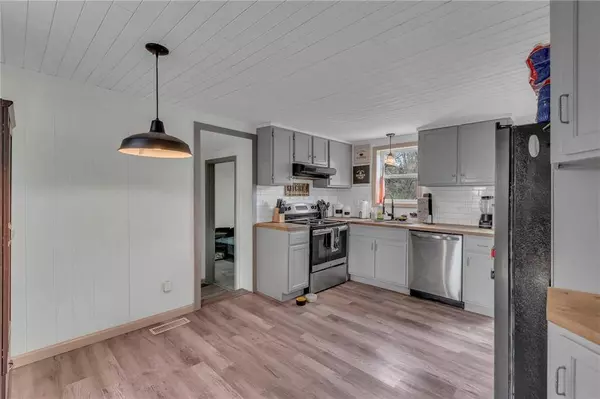 1001 NE 88th ST, Kansas City, MO 64155