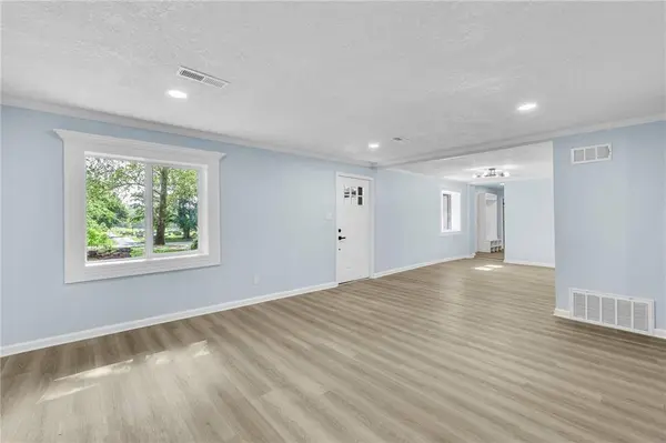 242 S Terrace AVE, Liberty, MO 64068