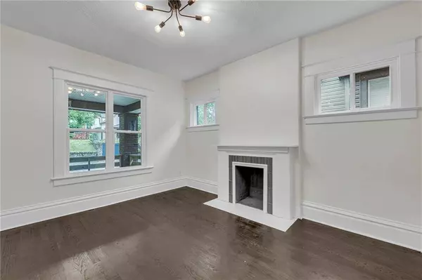 4414 Forest AVE, Kansas City, MO 64110