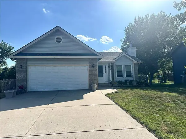 1756 Ray ST, Liberty, MO 64068