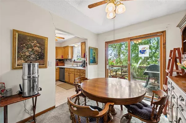 9509 NW 59th TER, Kansas City, MO 64152