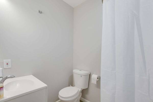 Pa 19130,,876 N 19TH STPHILADELPHIA