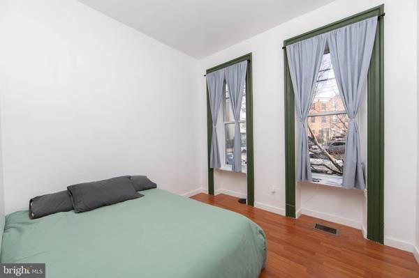 876 N 19TH ST, Philadelphia, PA 19130