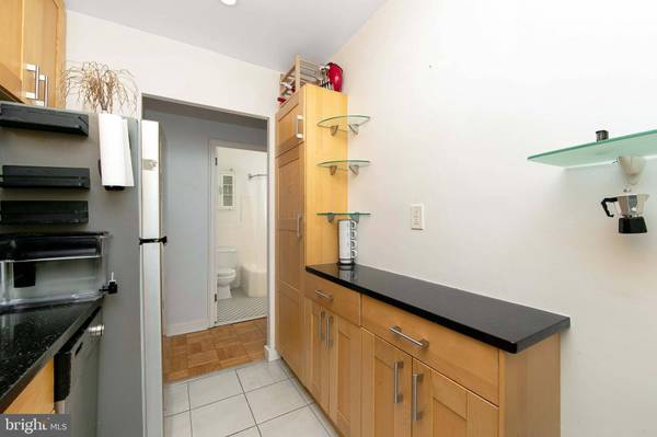 2601-00 PENNSYLVANIA AVE #849, Philadelphia, PA 19130