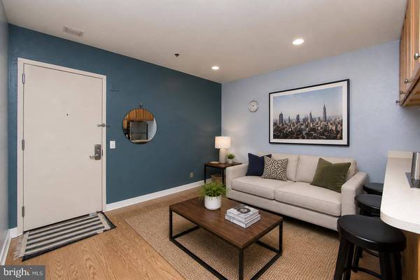 1100-00 VINE ST #1105, Philadelphia, PA 19107