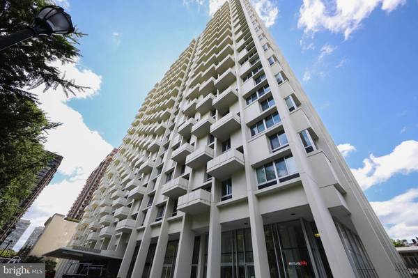 604-36 S WASHINGTON SQ #306, Philadelphia, PA 19106