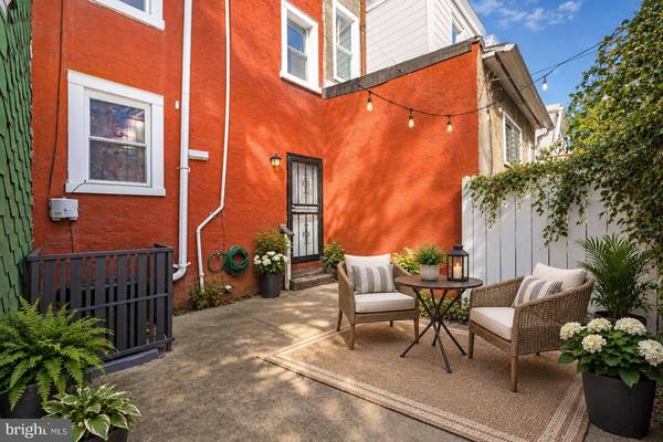 3305 KRAIL ST, Philadelphia, PA 19129