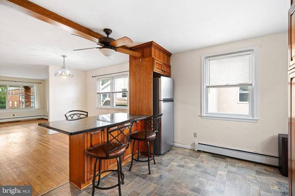 2609 CHESTNUT AVE, Ardmore, PA 19003