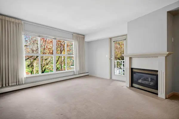 Mayfair Terrace Living Room With Fireplace Port Coquitlam