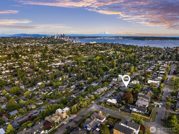 3309 37th AVE W, Seattle, WA 98199