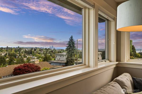 3309 37th AVE W, Seattle, WA 98199