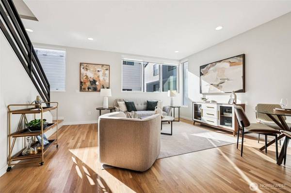 2634 NW 58th ST #B, Seattle, WA 98107