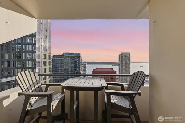 2100 3rd AVE #2601, Seattle, WA 98121
