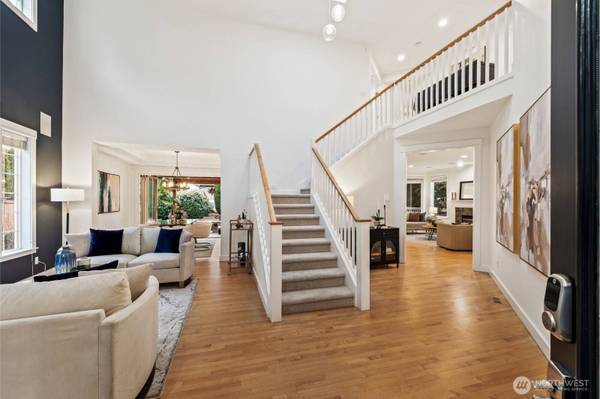 622 9th AVE S, Kirkland, WA 98033