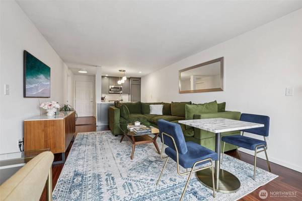 520 2nd AVE W #409, Seattle, WA 98119