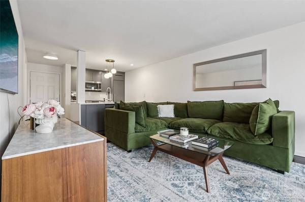 520 2nd AVE W #409, Seattle, WA 98119