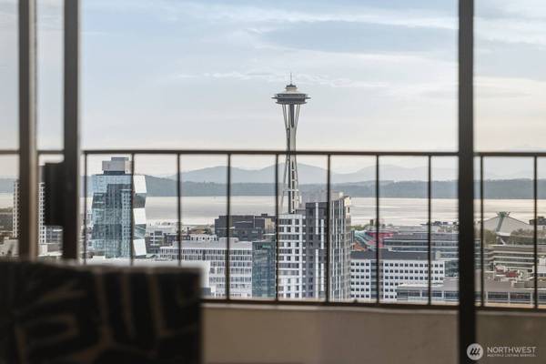 601 Belmont AVE E #B7, Seattle, WA 98102